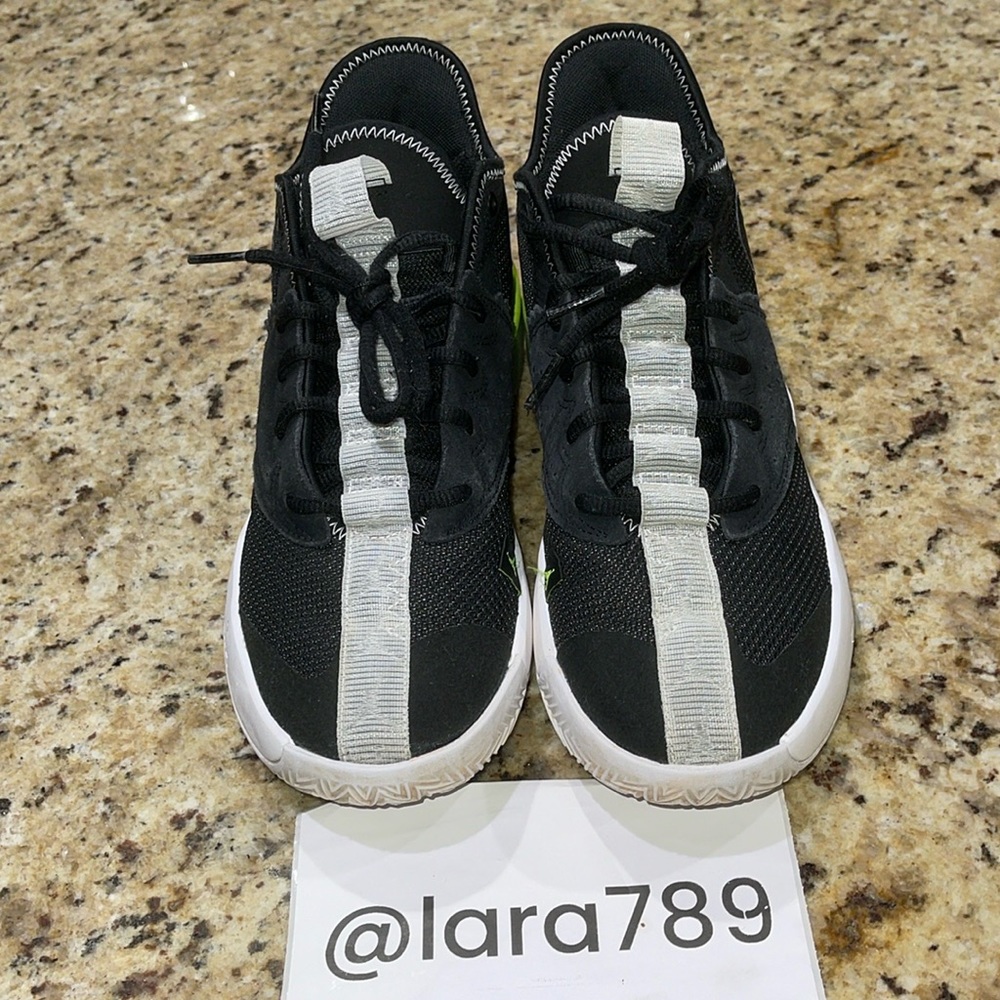 Jordan React Elevation Black Volt - image 1